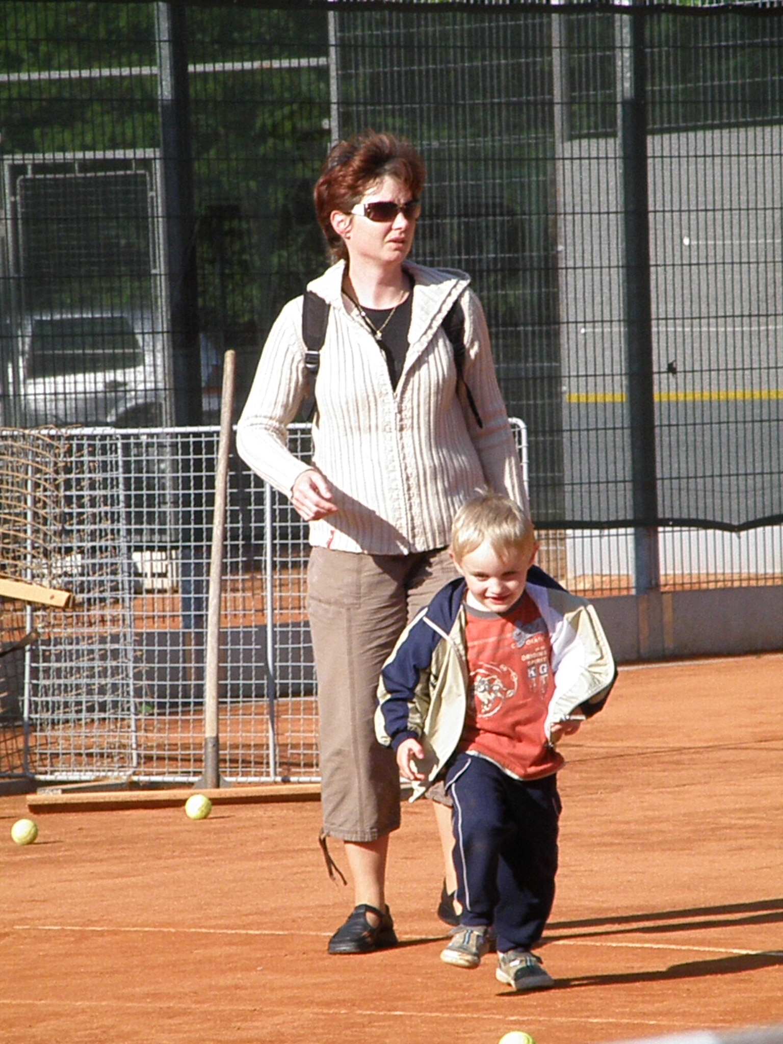 Maminka a brácha budoucí hvězdy.jpg